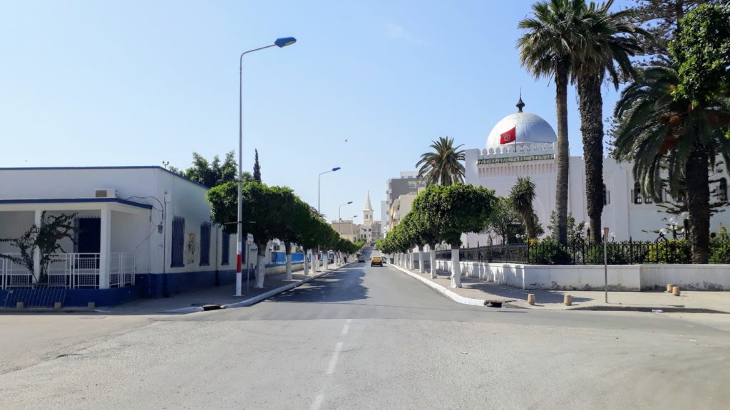 Straße beim Bahnhof von Sousse