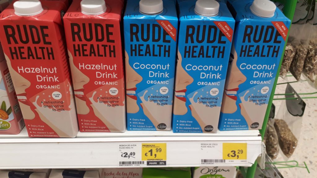 Haselnuss- und Kokos-Milch von Rude Health