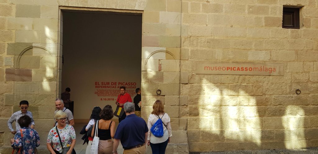 Eingang zum Picasso-Museum in Málaga