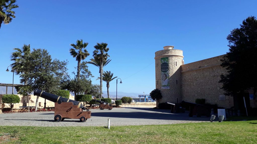 Turm vom Castillo de Santa Ana