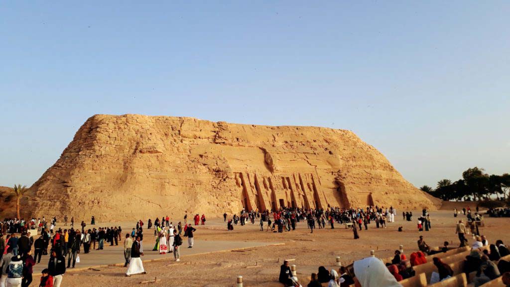 Smaller Hathor Temple in honor of Nefertari