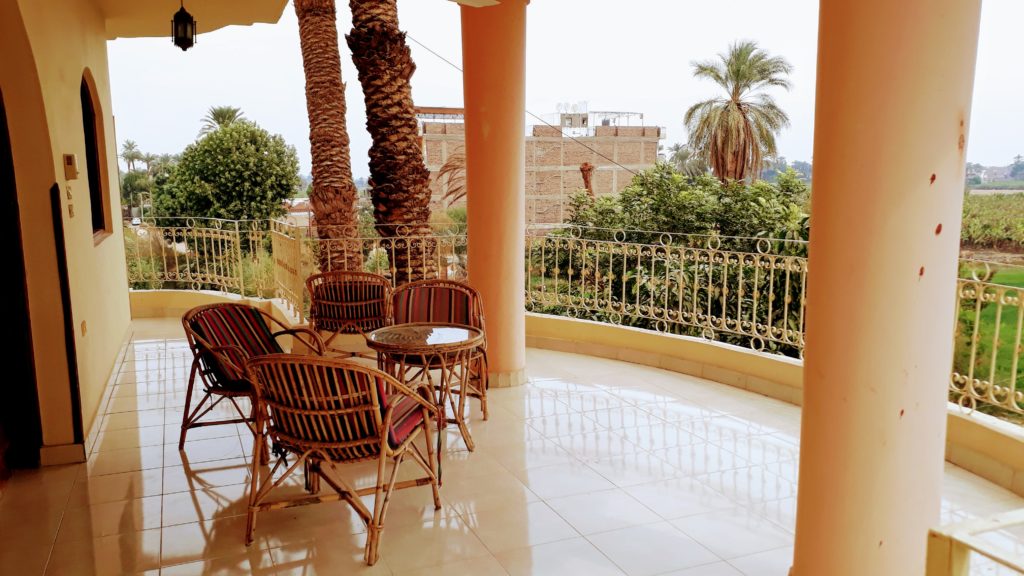 Balcón del Home Sweet Home Luxor